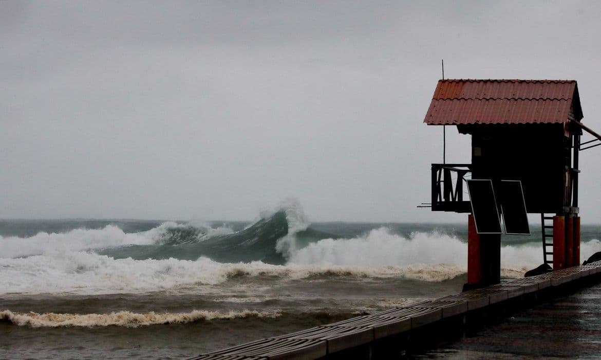 SUBIDA DO NÍVEL DO MAR: Aquecimento global ameaça cidades costeiras, alertam peritos da ONU