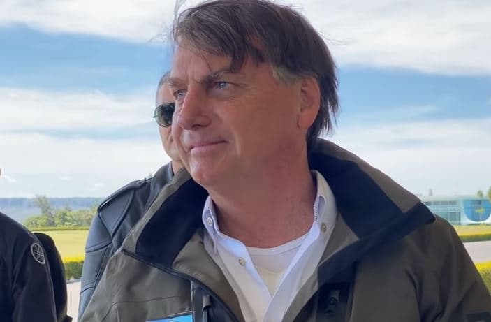 Bolsonaro defende realização da Copa América no Brasil: “Perdeu mais uma, Globo”