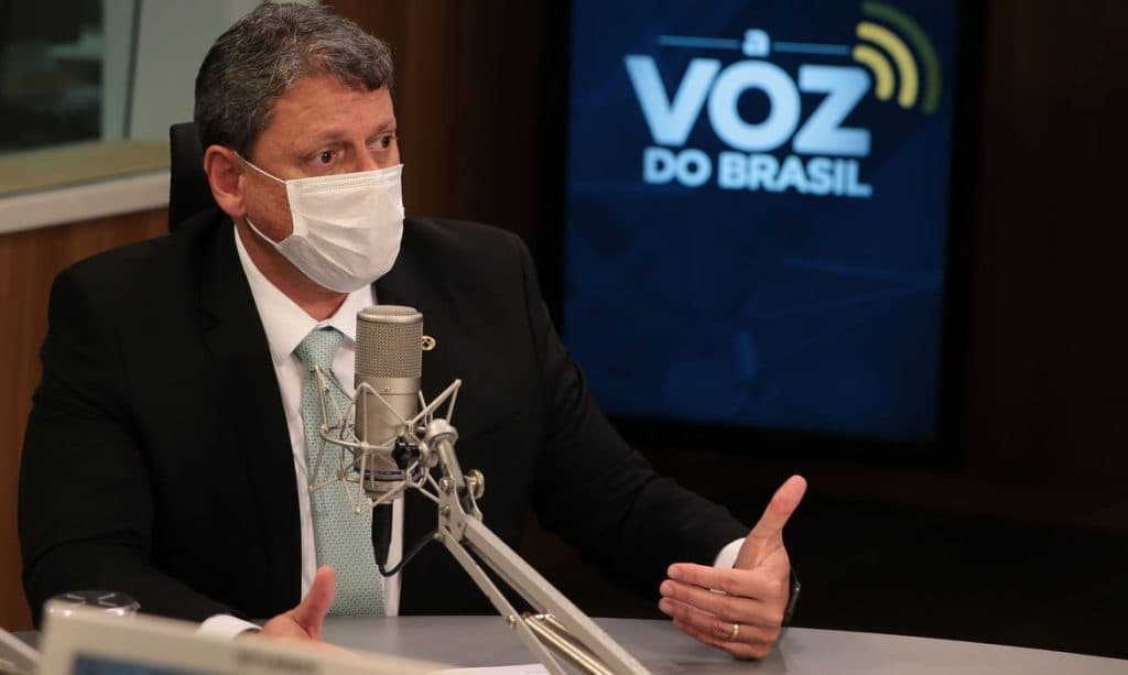 Leilões de infraestrutura captaram R$ 30 bilhões em 2021, diz ministro Tarcísio Freitas; Arrecadação ainda maior é aguardada para 2º semestre