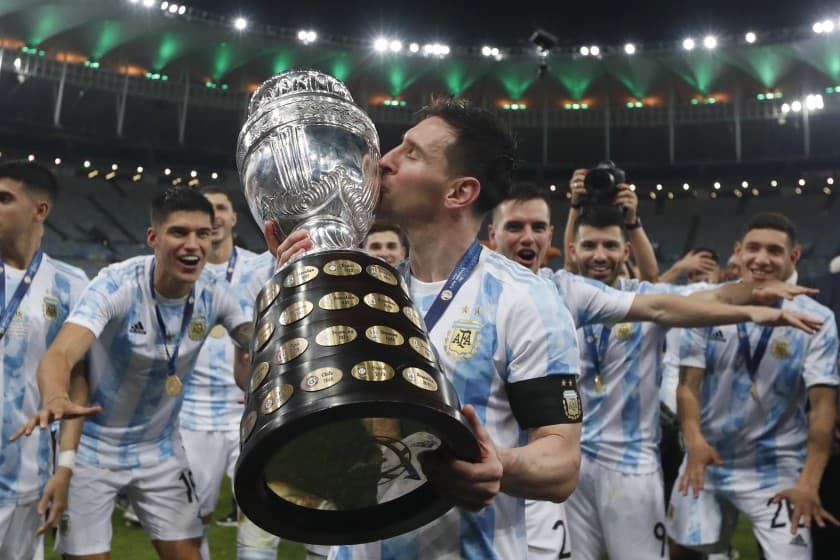 Média de mortes por covid cai 36% durante Copa América; redução de casos foi de 25%