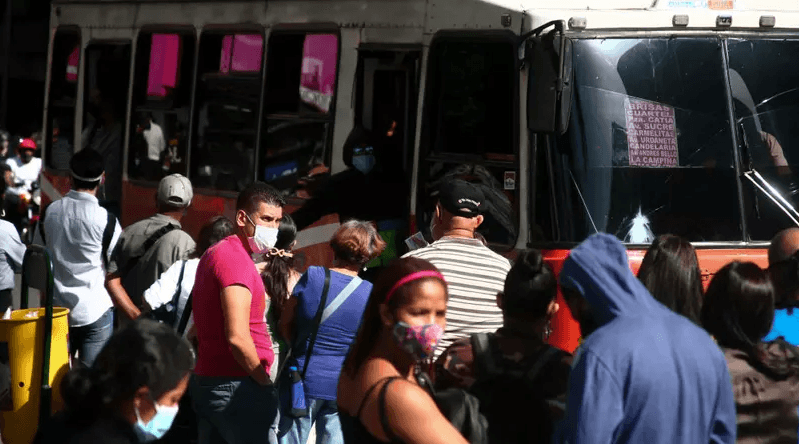 Venezuela: 96,2% da população vive na pobreza e 79,3% estão em situação extrema
