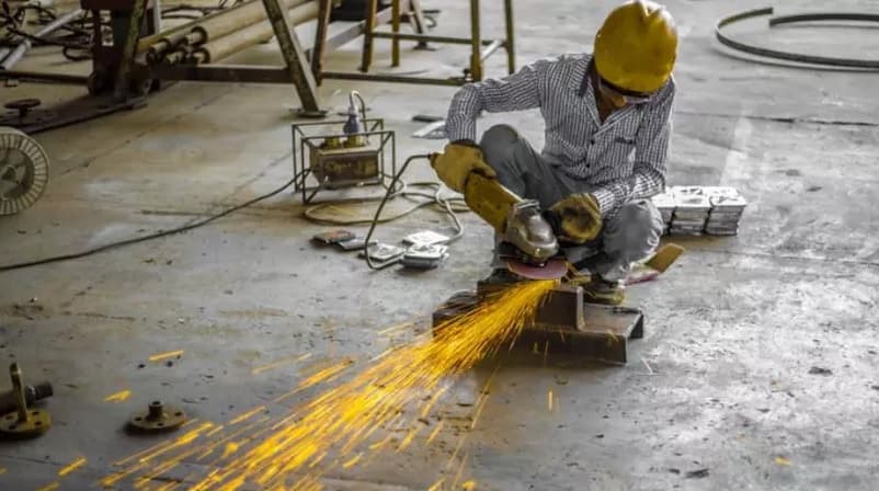 Confiança da indústria chega em julho ao maior nível desde o começo do ano, aponta FGV
