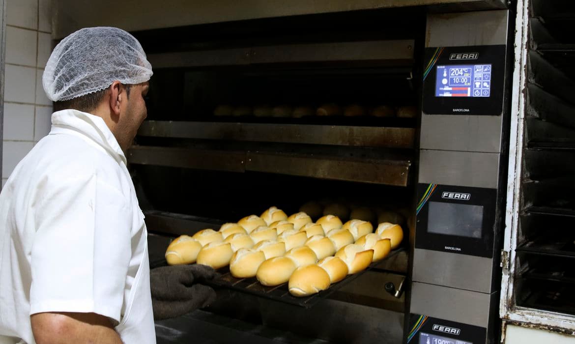 Governo federal publica MP que abre crédito a micro e pequenas empresas