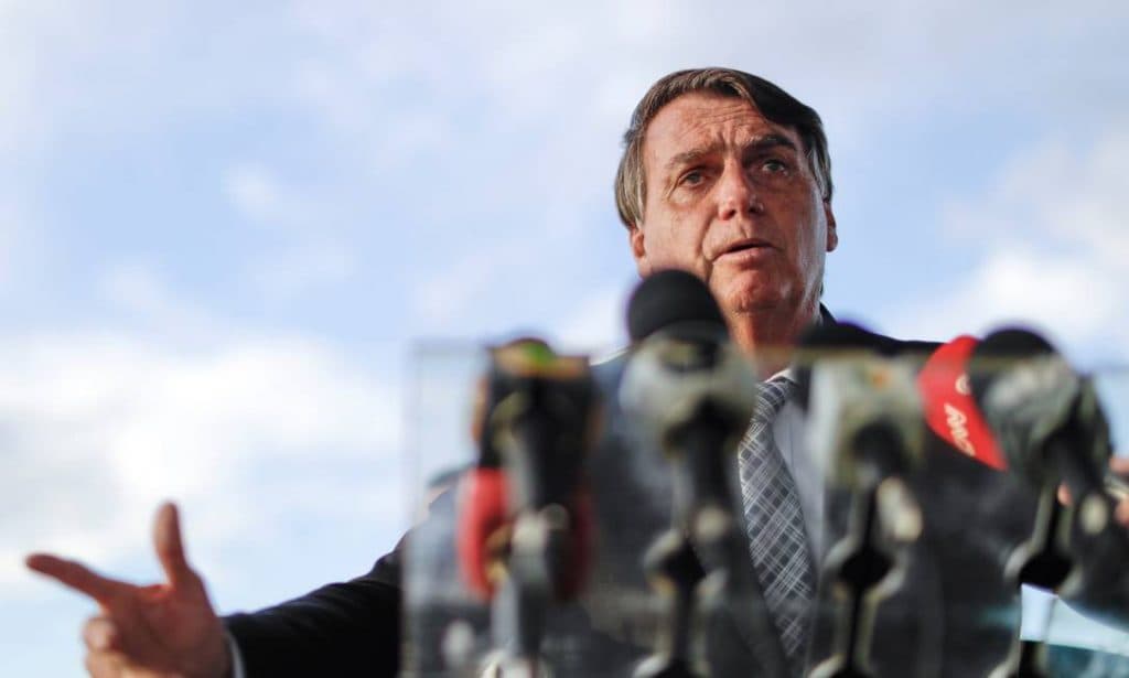 Em pedido de impeachment, Bolsonaro diz que nem sempre usa ‘melhores palavras' para fazer críticas, mas nega ‘qualquer possibilidade de ruptura'