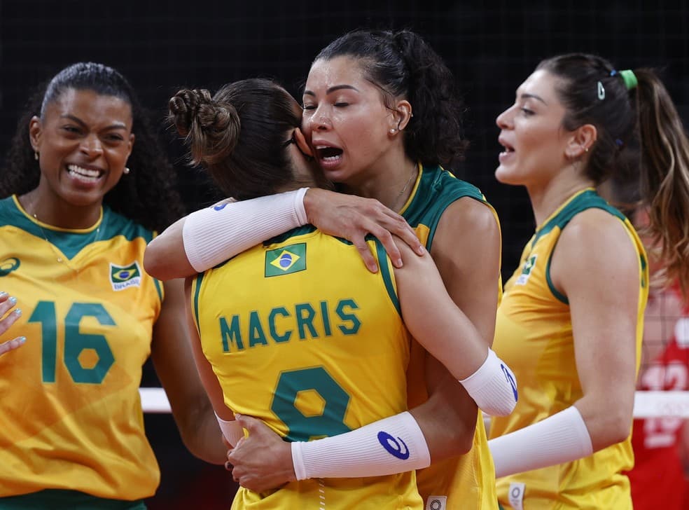VÔLEI FEMININO: Brasil atropela Coreia do Sul na semifinal e disputa ouro olímpico em Tóquio contra os EUA