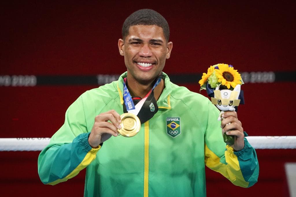 E TOME OURO: Hebert Conceição nocauteia ucraniano e é campeão olímpico