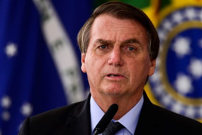 Bolsonaro sanciona projeto que cria modelo de clube-empresa no Brasil