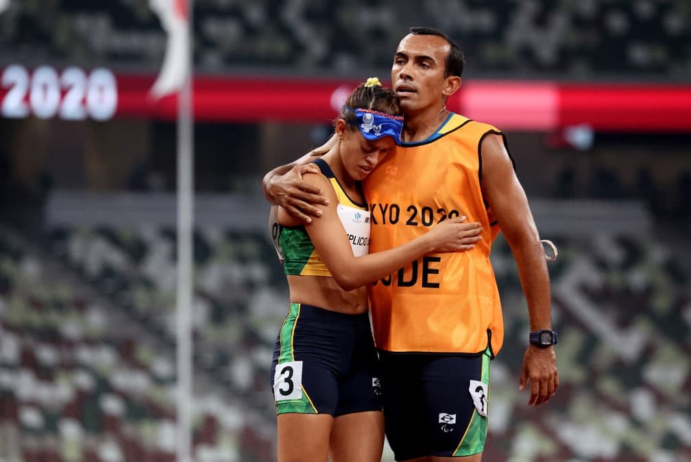 Potiguar Thalita Simplício conquista medalha de prata no atletismo na Paralimpíada de Tóquio; Brasil também faturou mais 4 medalhas de bronze