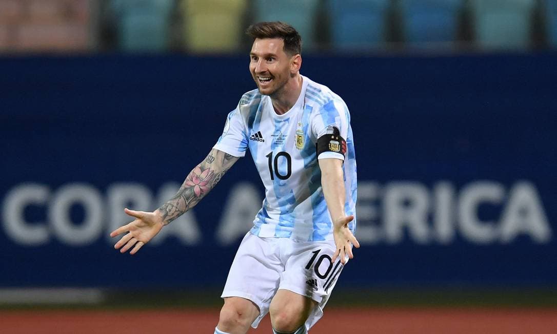(VÍDEO) - Agora é oficial: Messi é anunciado pelo PSG