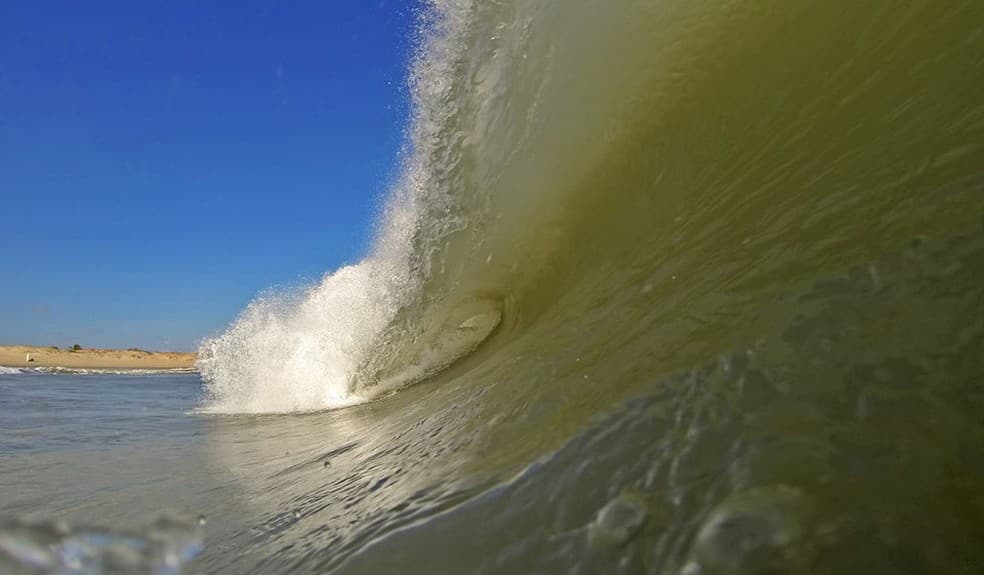 Marinha emite aviso de ventos fortes e ondas de até 2,5 metros no litoral do RN