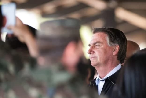 Bolsonaro, sobre 07 de setembro: “Quem dá ultimato não sou eu, é o povo”; presidente diz ainda que se alguém sair das quatro linhas da Constituição, mostrará que pode “fazer valer” vontade e força do povo