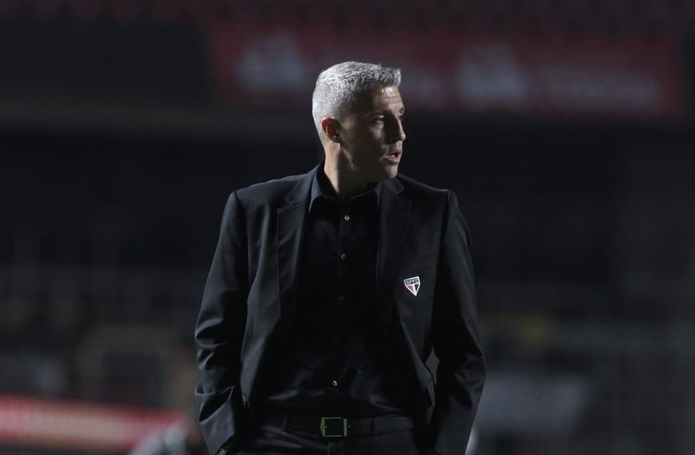 Hernán Crespo deixa o comando do São Paulo