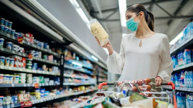 Gasolina, energia e alimentos: franceses pagam aumentos recordes de preços em 10 anos