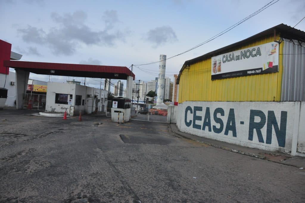 “É triste a situação aqui”, desabafa permissionário da Ceasa