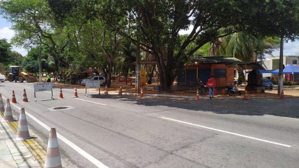 Trecho da Ayrton Senna ficará interditado durante três dias por causa de obra de pavimentação e saneamento