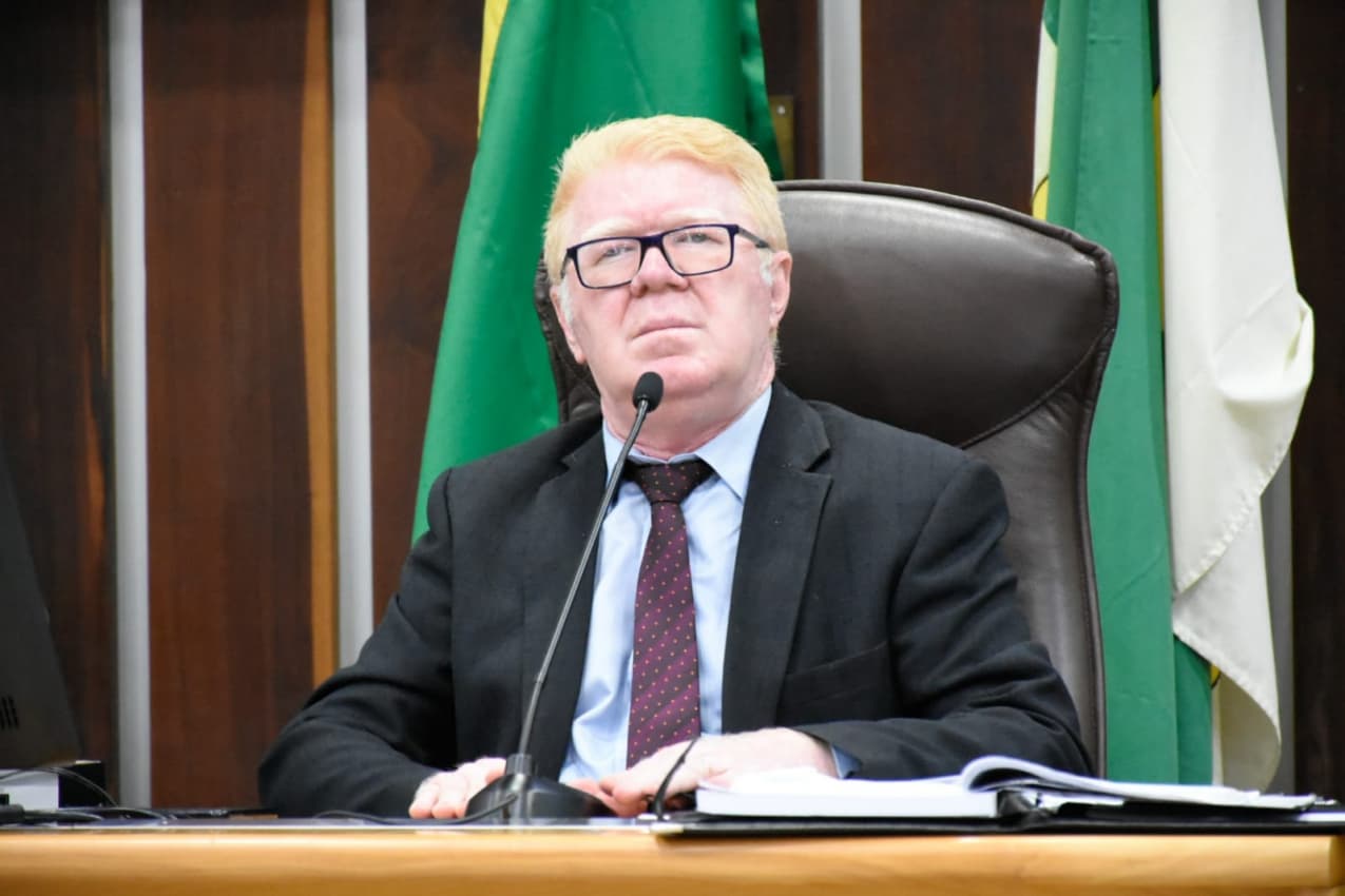TRE manda retirar propaganda do deputado Ubaldo Fernanfes em outdoors