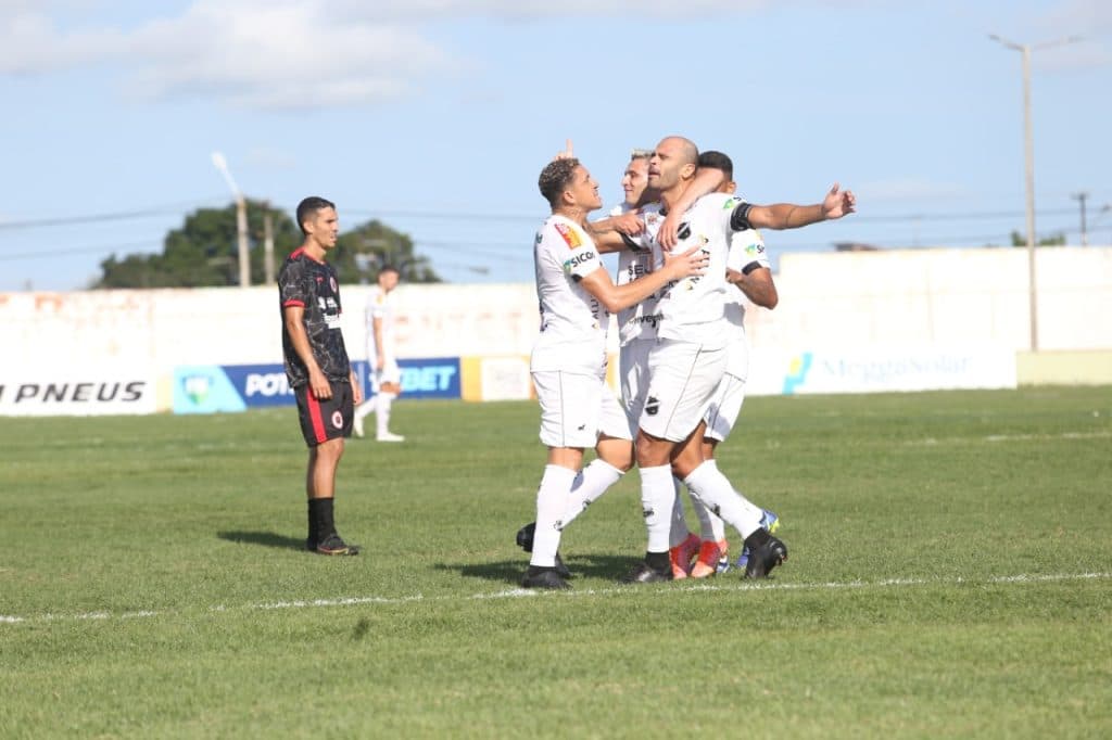 ABC goleia e lidera invicto o Campeonato Potiguar 2022