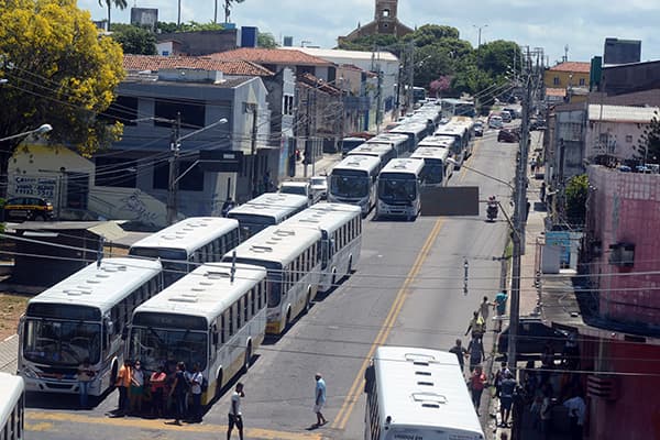 Seturn solicita mediação do prefeito de Natal para evitar greve de motoristas de ônibus