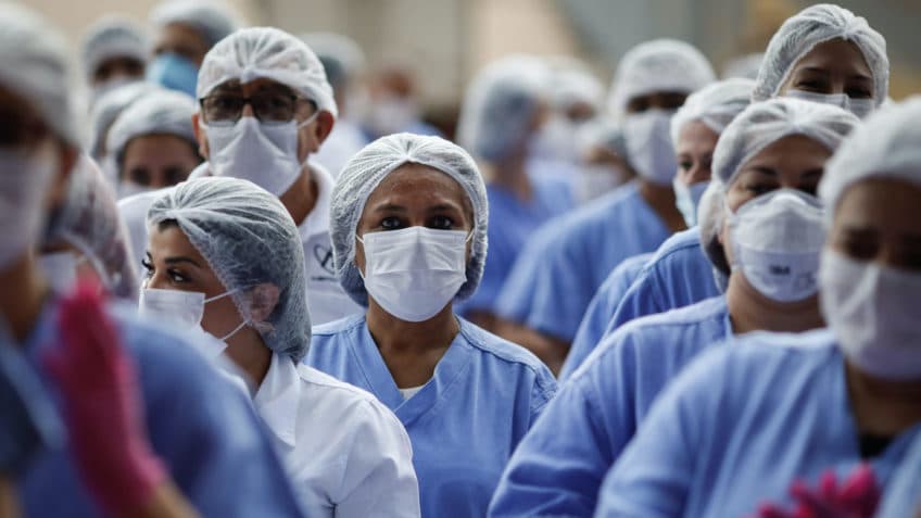 Em 2 anos de covid, país gastou R$ 645 bi em resposta à doença