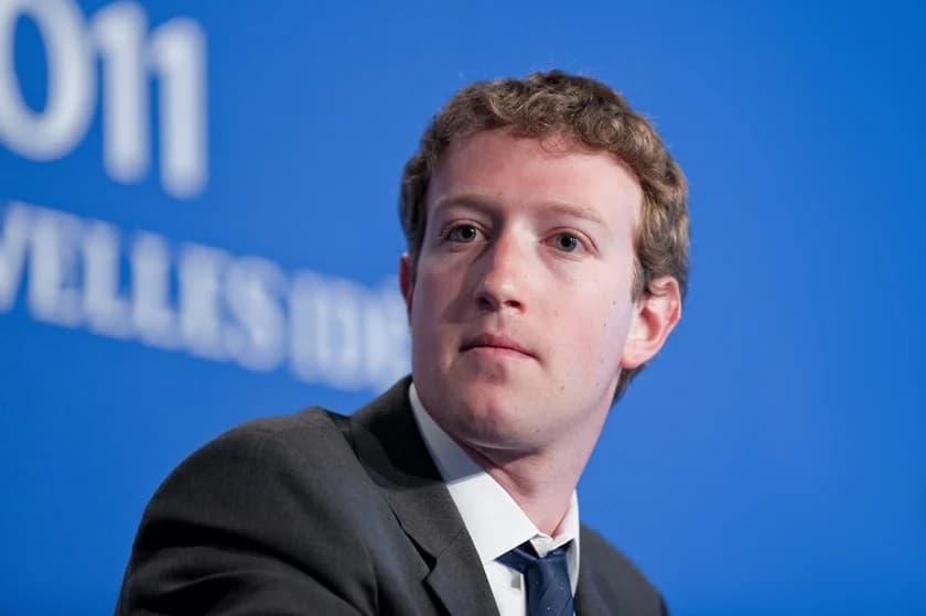 Zuckerberg perde US$ 31 bi e pode sair da lista dos 10 mais ricos