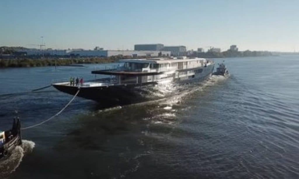 Ponte histórica de Roterdã, na Holanda, será desmontada para passagem de iate do bilionário Jeff Bezos, dono da Amazon