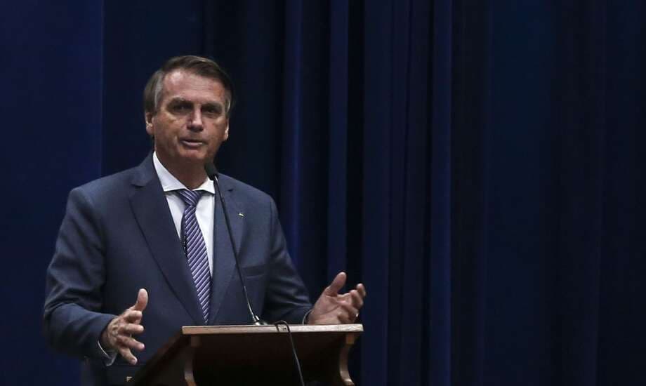 Brasil permitirá acesso de ucranianos a passaporte humanitário, diz Bolsonaro