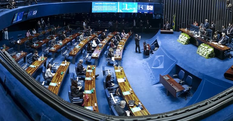 Senado aprova MP que cria subsídio para policial comprar casa própria; Texto vai à sanção