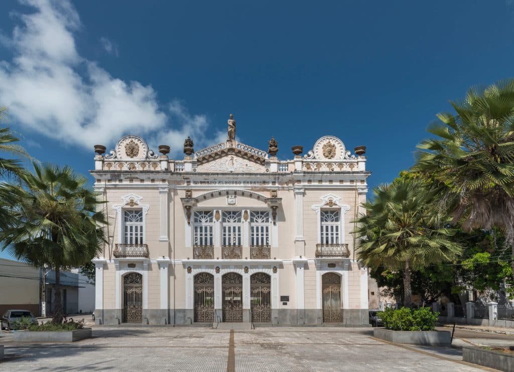 Teatro Alberto Maranhão adia espetáculos e eventos agendados no mês de março