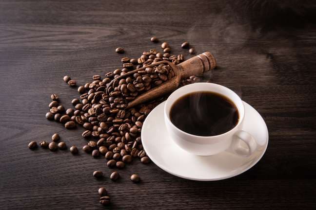 Britânico morre de overdose de cafeína após consumir o equivalente a 200 doses de café