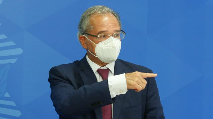 Governo deve isentar investidor estrangeiro do Imposto de Renda