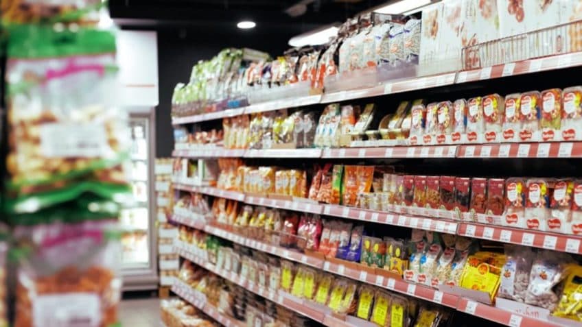 Alimentos podem subir até 20% com guerra na Ucrânia, diz ONU