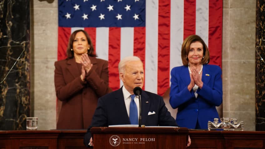 “Liberdade triunfará”, diz Biden após chamar Putin de ditador