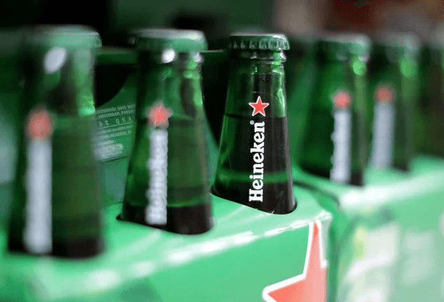 BRIGA DE GIGANTES: Heineken acusa Ambev de controle de mercado