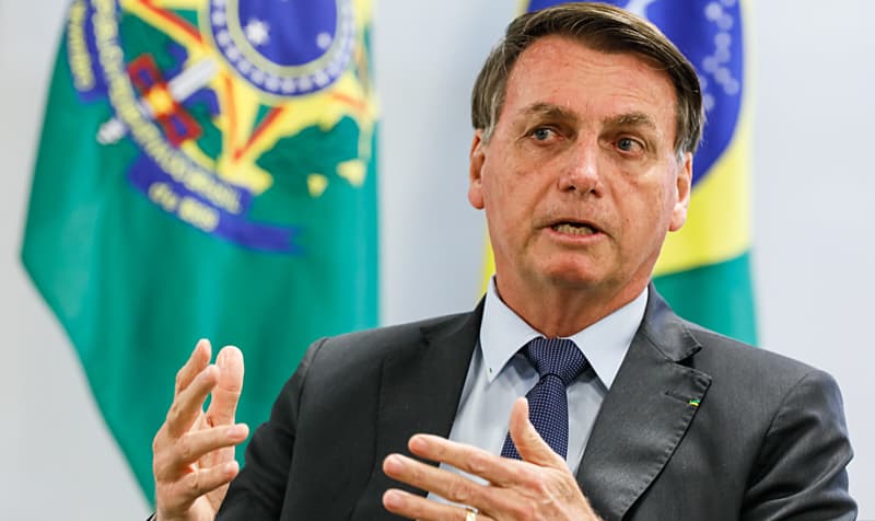 Bolsonaro envia ao Congresso projeto de lei que amplia excludente de ilicitude para agentes de segurança pública por mortes em operações