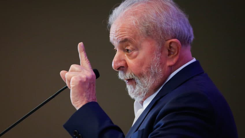 Lula questiona posturas de Biden e Europa na guerra entre Ucrânia e Rússia
