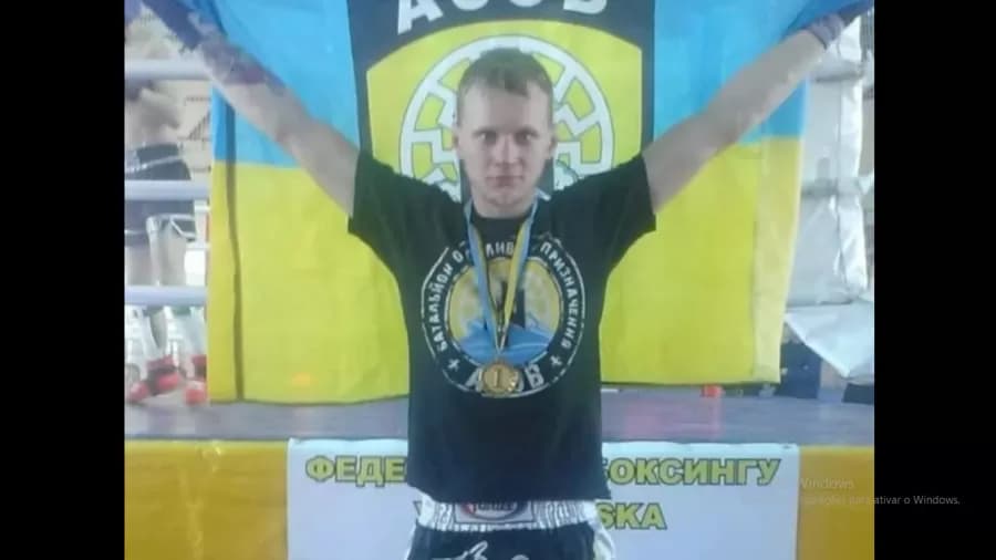 Ucraniano campeão mundial de kickboxing morre na guerra