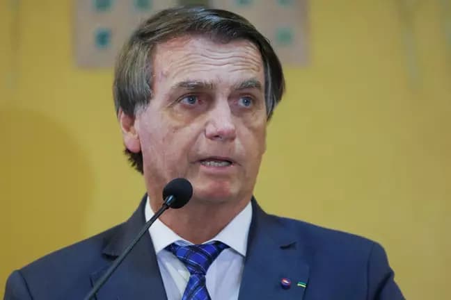 Bolsonaro volta a provocar Alexandre de Moraes: ‘vai me prender?’