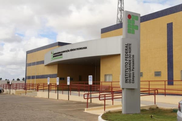 Inscrições para 445 vagas em cursos de graduação do IFRN pelo Enem se encerram na terça (5)