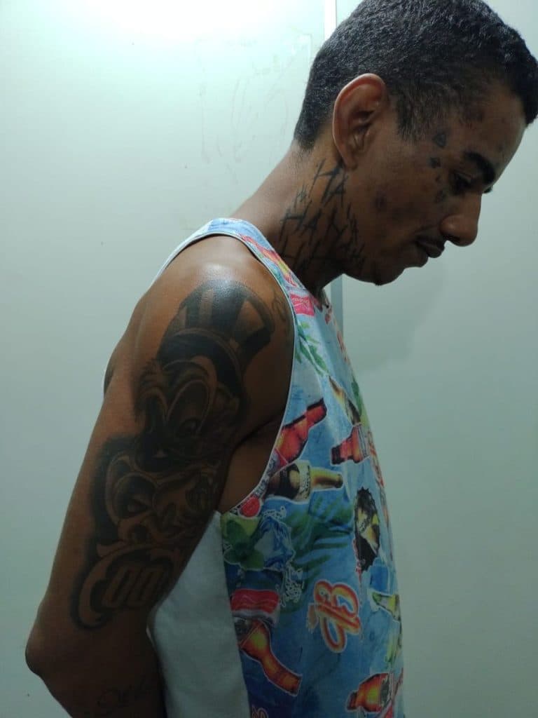 Homem que agrediu jornalista no Beco da Lama é preso pela Polícia Civil