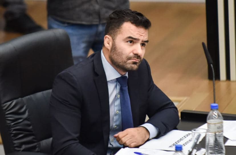 Por unanimidade, Arthur do Val tem mandato cassado na Alesp