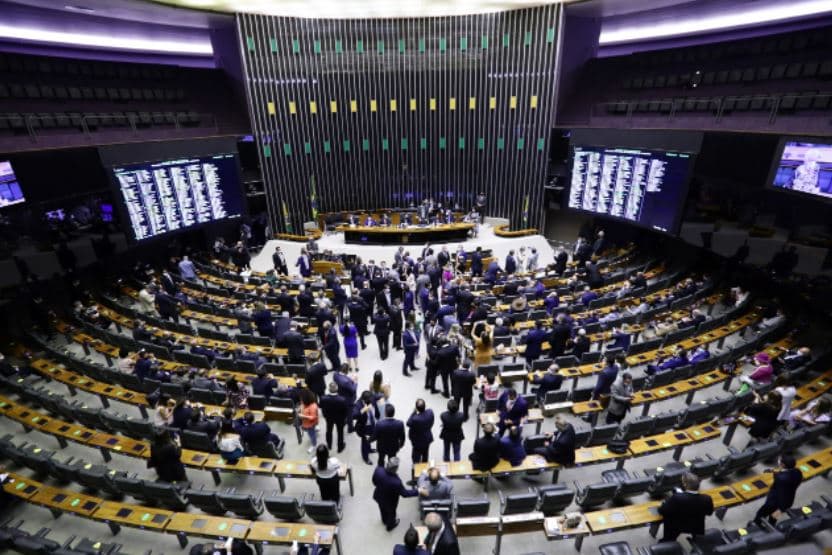 Moraes revoga decisão e Câmara dos Deputados fará nova eleição para cargos da Mesa Diretora