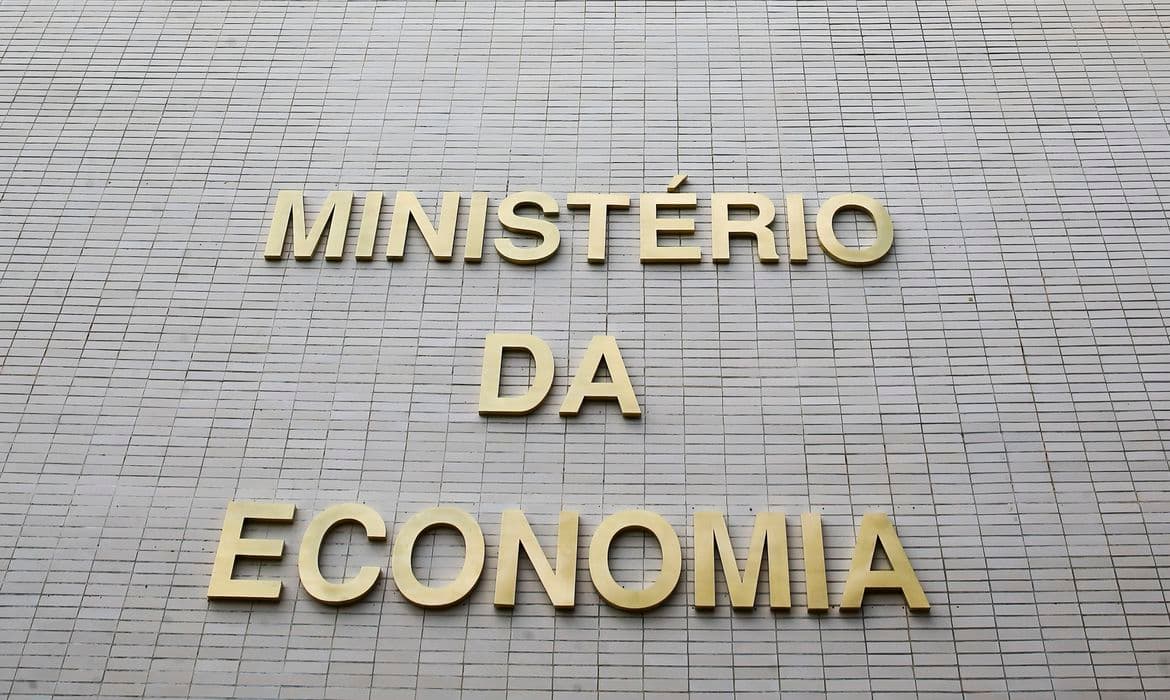 Economia anuncia contingenciamento de R$ 8,7 bilhões do Orçamento