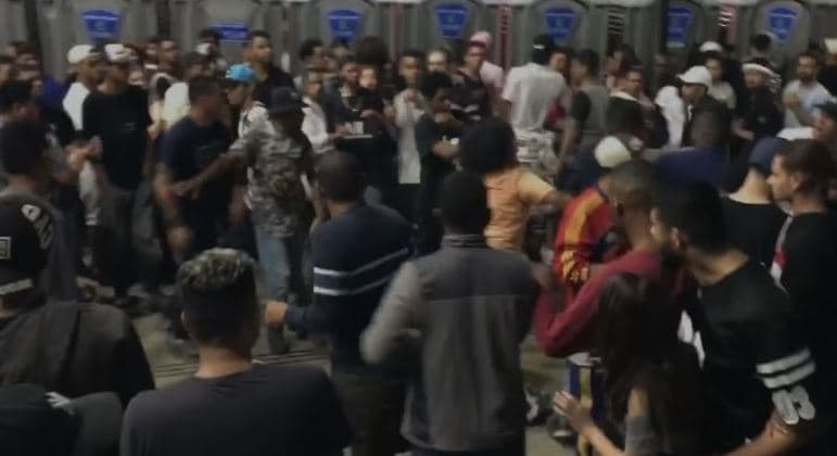 Virada Cultural no centro de SP tem série de arrastões, roubo e homem esfaqueado