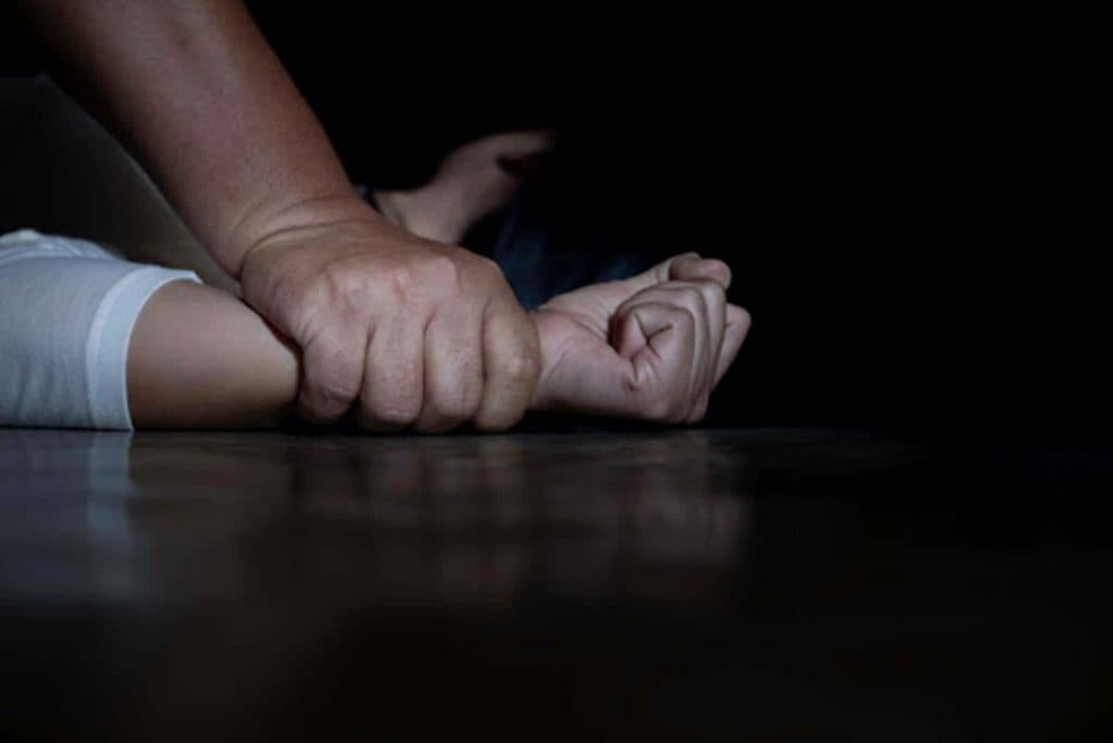 Juíza impede menina de 11 anos estuprada de fazer aborto legal e compara procedimento a homicídio