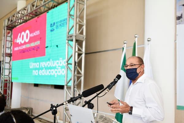 Governo determina uso obrigatório de máscaras em escolas estaduais do RN