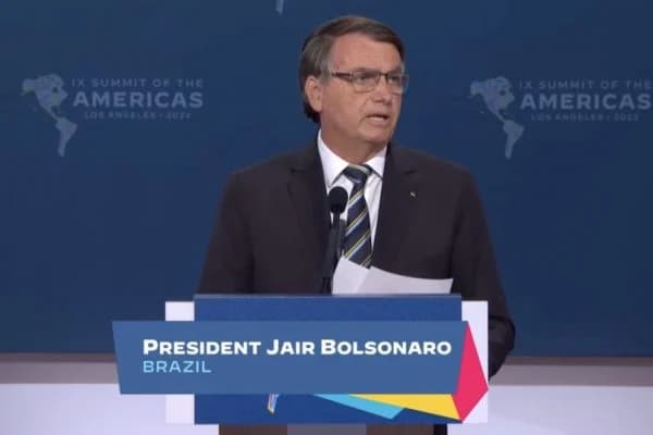 Bolsonaro: “Não precisamos da Amazônia para expandir agronegócio”