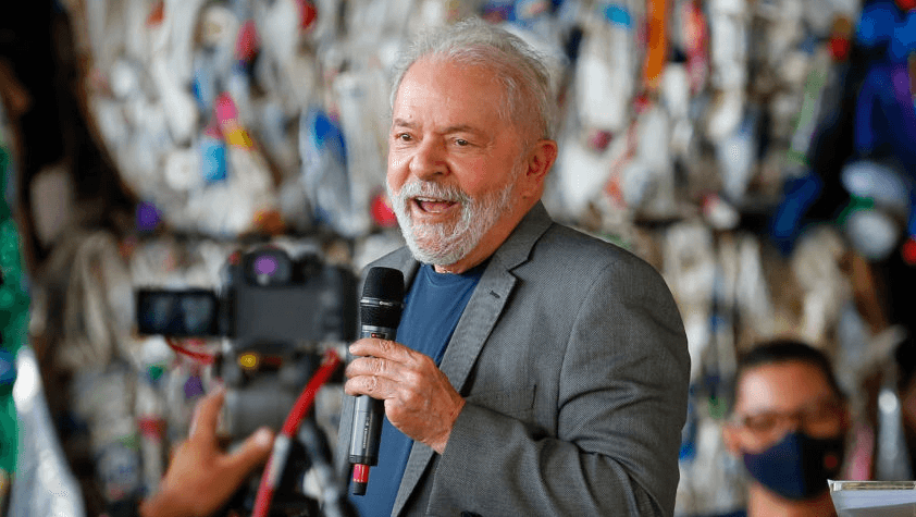 Lula oficializa pedido para que emissoras façam debates conjuntos