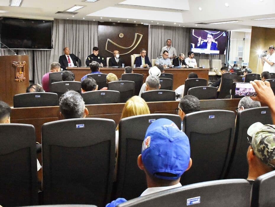 Assembleia discute acesso da população a armas de fogo no RN