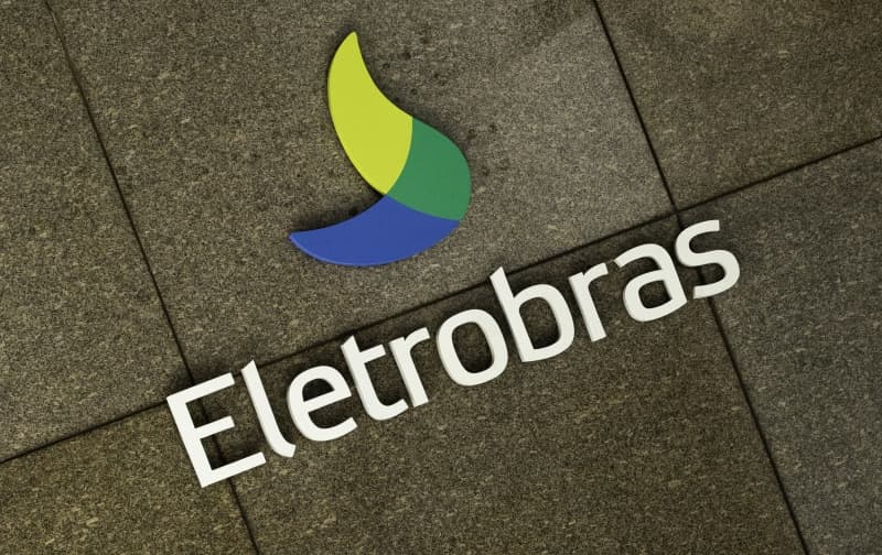 Eletrobras é privatizada por R$ 100 bilhões