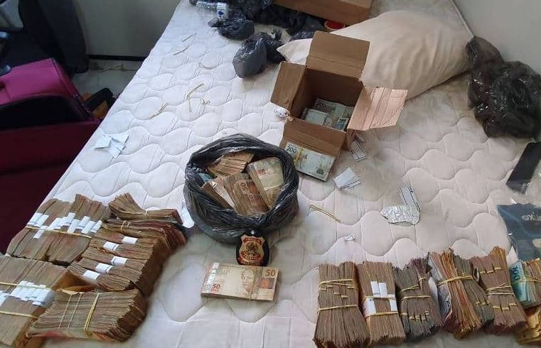 PF apreende mais de R$ 1 milhão em dinheiro na casa de suspeito de fraudes na Codevasf